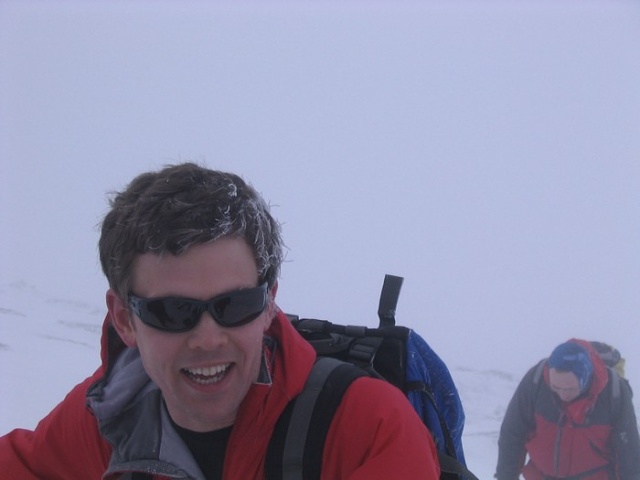 Grey hair, the first sign of altitude sickness